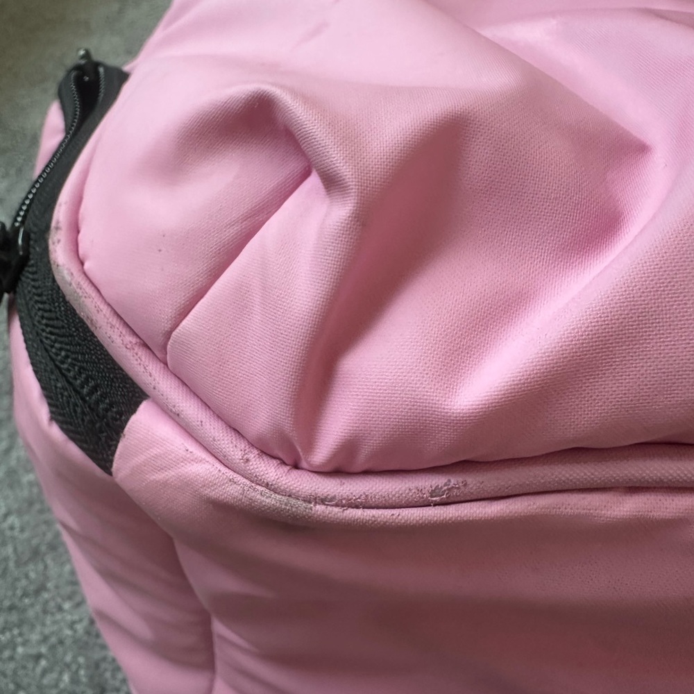 Calpak Luka Duffel Bubblegum - Picture 5 of 6